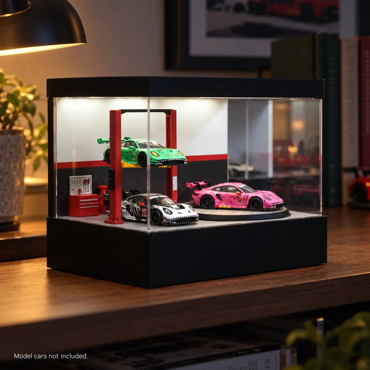 1:64 Rotating LED Display Case — Workshop Garage