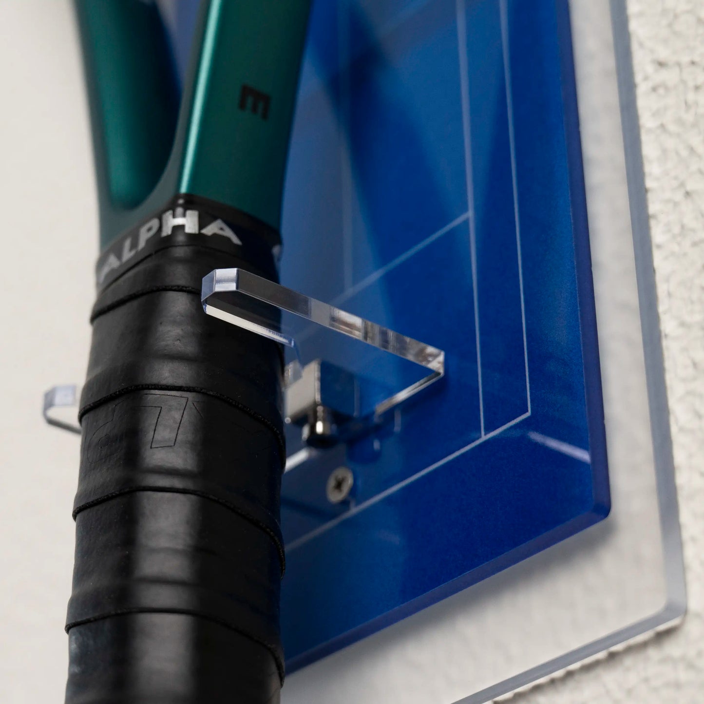 Acrylic Tennis Racket Wall Mount – Essential Clear