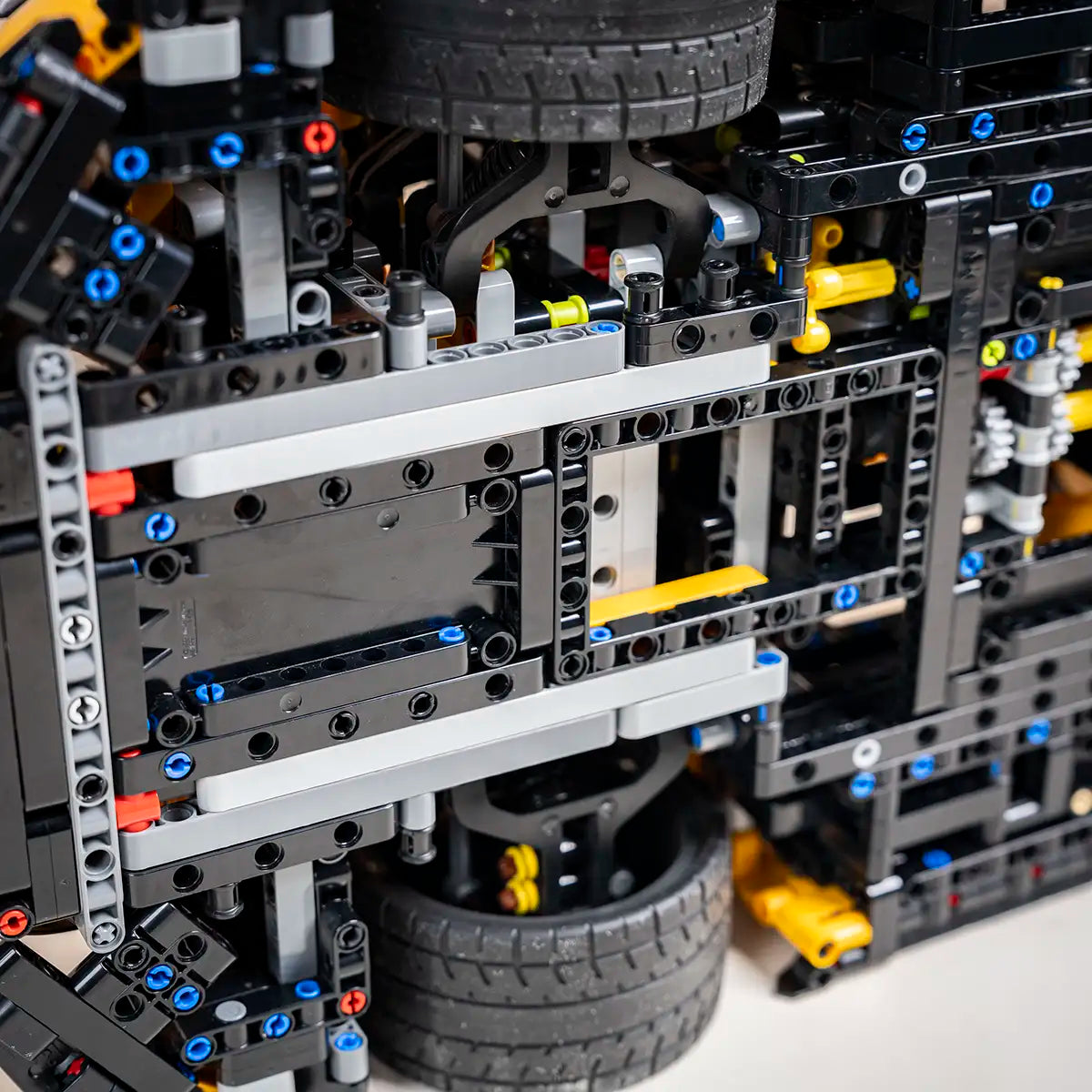 Acrylic Wall Mount for LEGO Technic 42172 McLaren P1 with Display Plaque