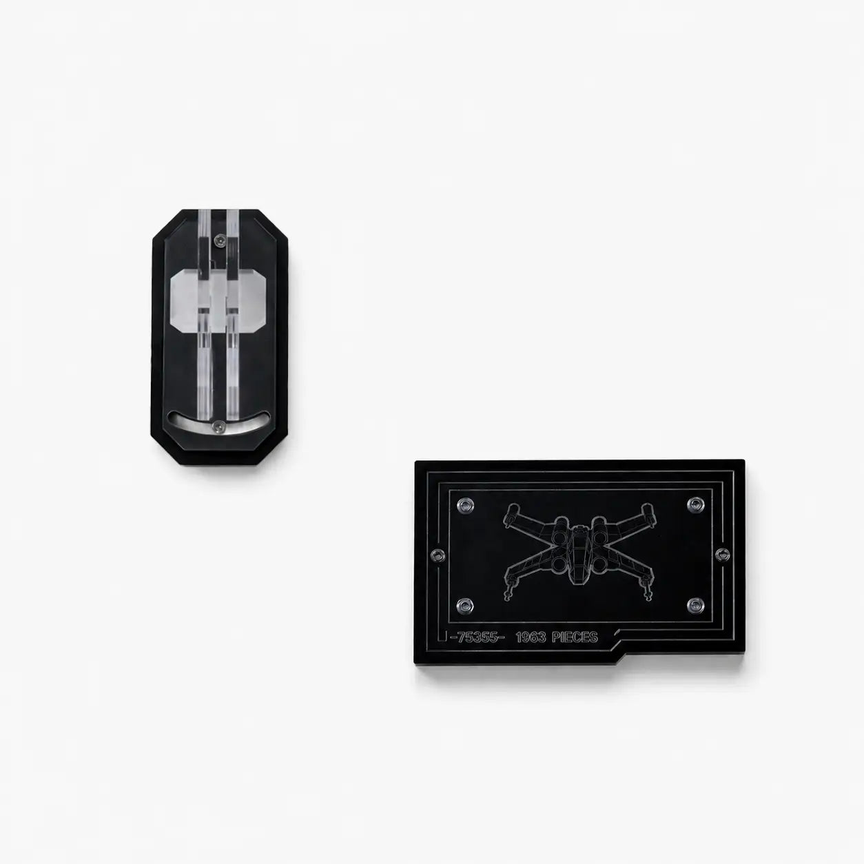 Wall mount display for Lego Star Wars™ 75355 X-Wing Starfighter