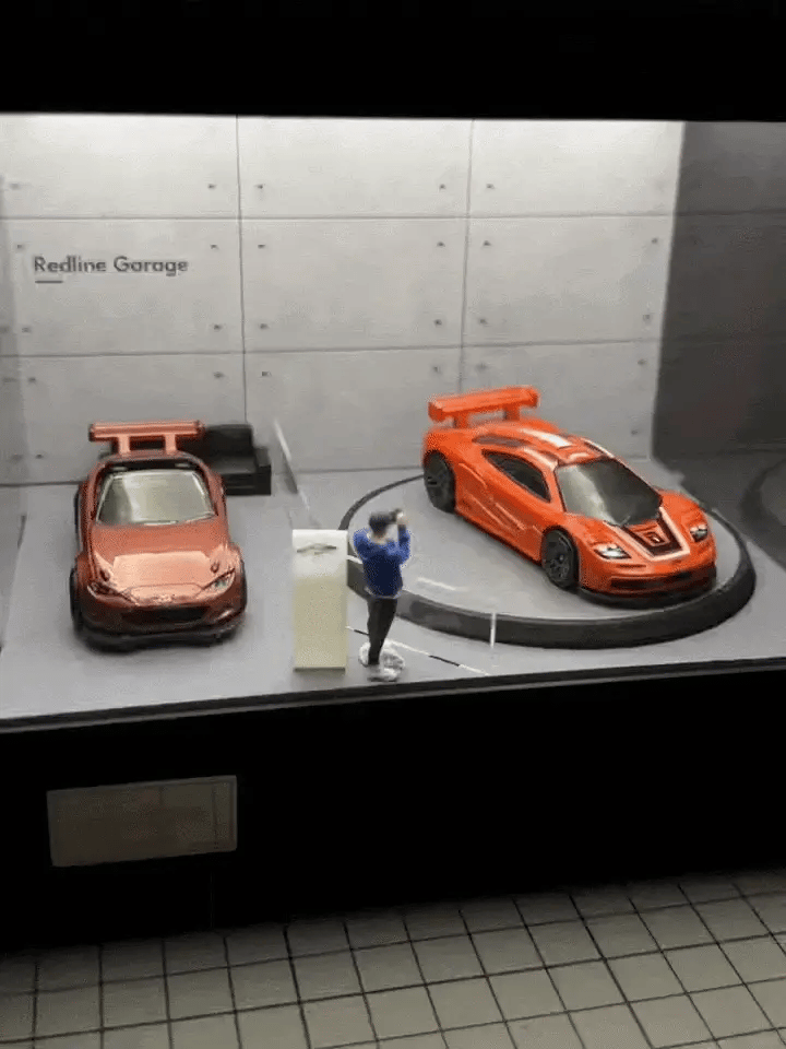 1:64 Rotating LED Display Case — Concrete Style