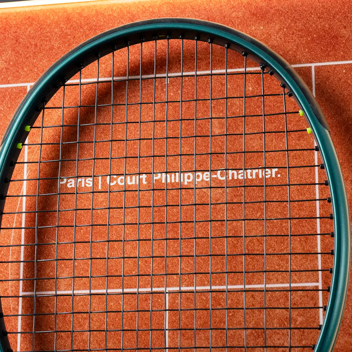 Lighting Tennis Racket Display Frame – Classic Clay Paris